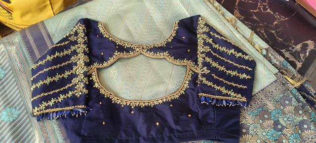 Statement Back Necks — Sanmi Creation